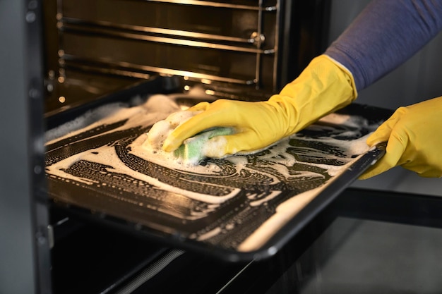 Book Oven Cleaning Services in Paisley