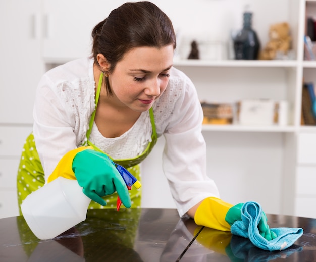 Why Choose Makisa Cleaning Services for Deep Cleaning in Paisley